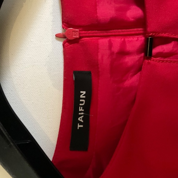 Taifun Size 10 (European size 40) Red Long Sleeved Dress - Picture 2 of 6